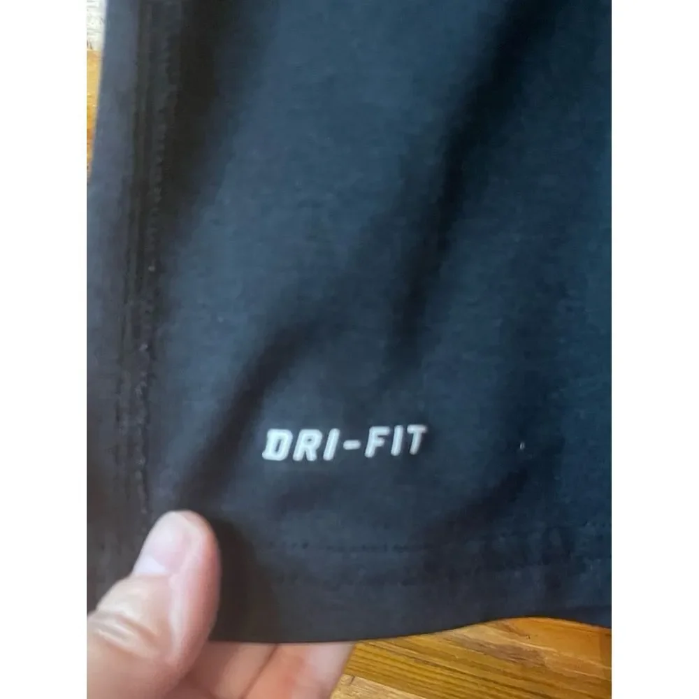 Nike Dri-Fit Short Sleeve‎ Size Youth Small